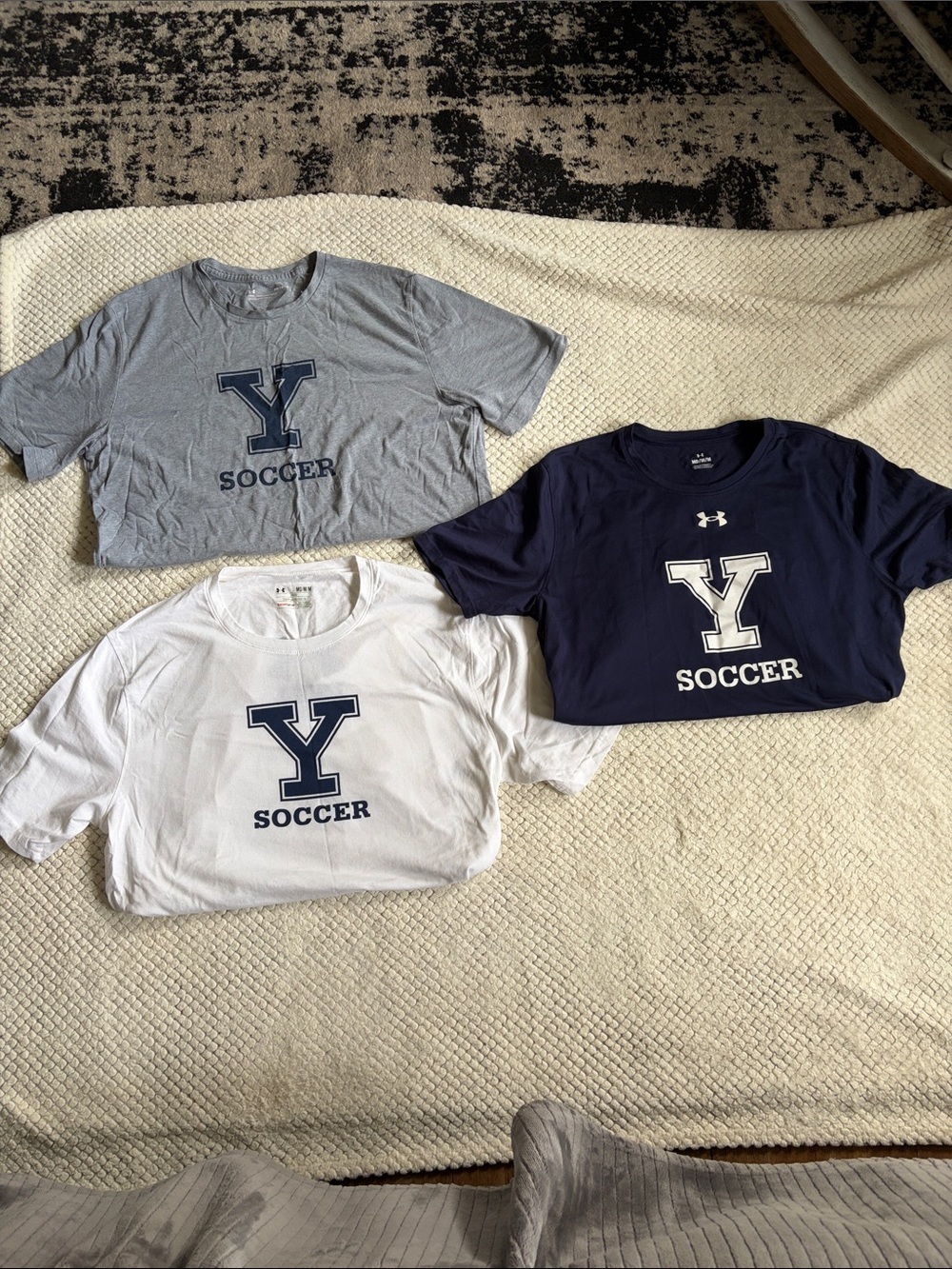 Under Armour Yale Men’s Navy, White & Light Gray Soccer T-Shirt Trio Size Medium